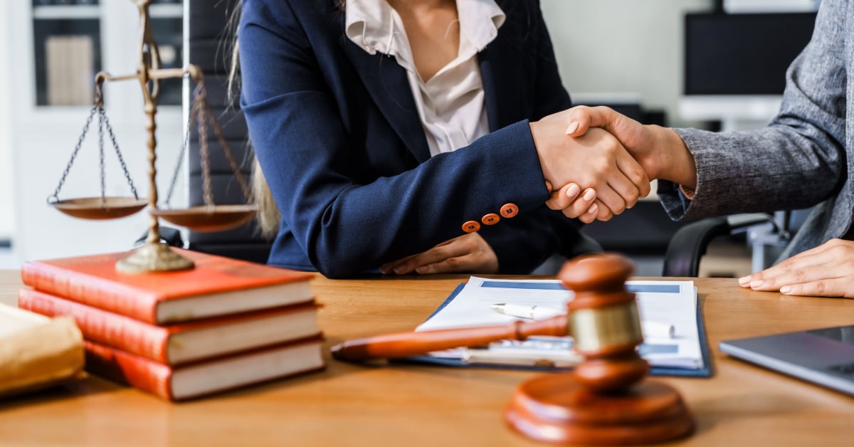 ทนายความ