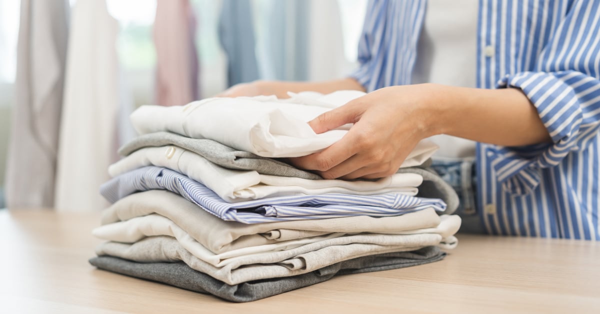 ซัก อบ รีดผ้า