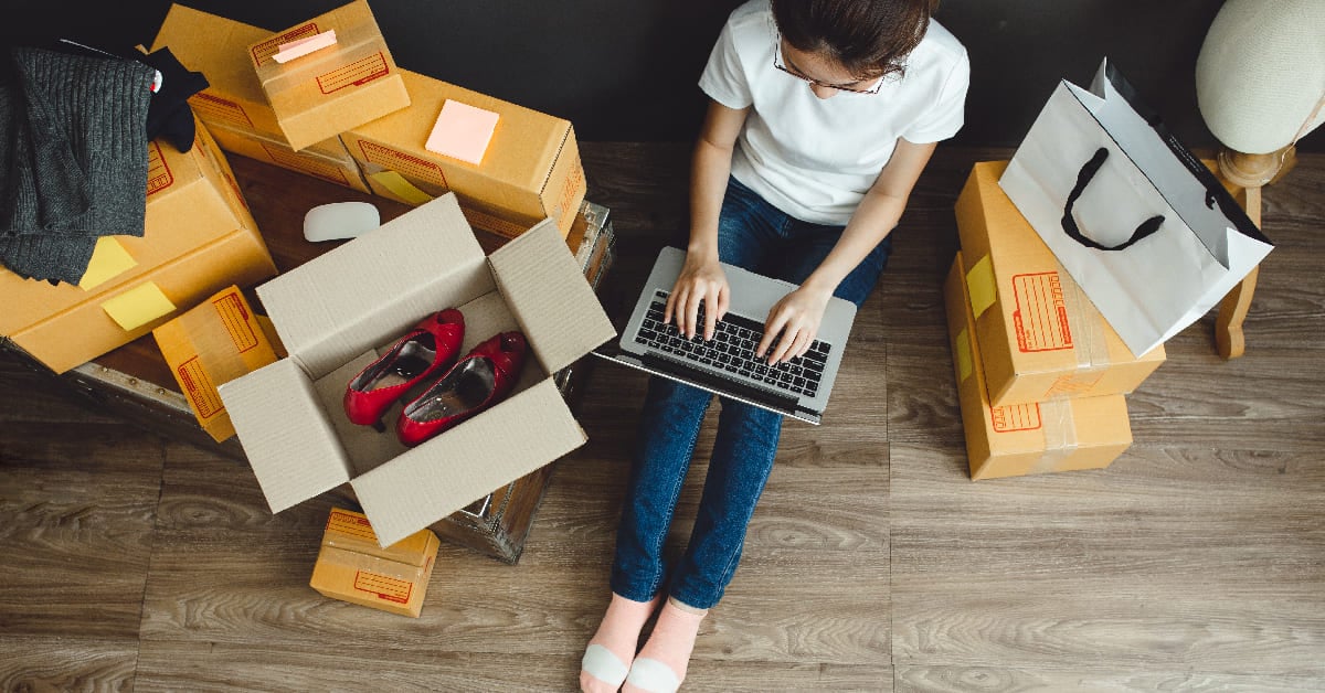 แอดมินออนไลน์ ทำที่บ้าน ดูแลเพจ ตอบแชท