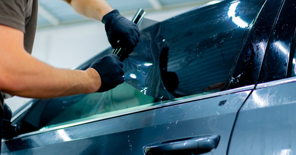 รับติดฟิล์มรถยนต์